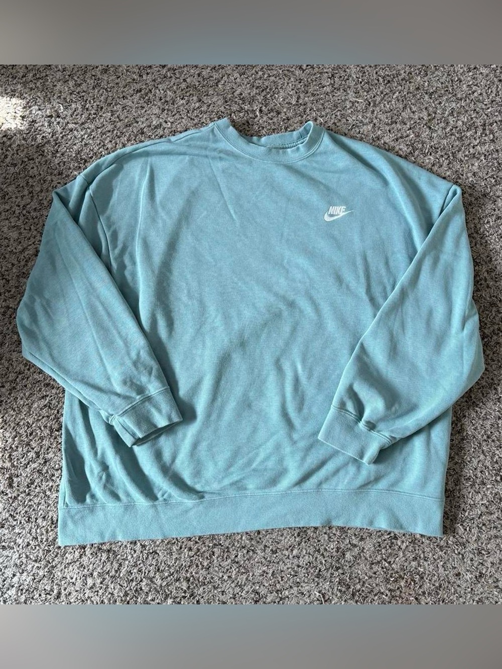 Women’s Nike blue crewneck sweatshirt Size XL #sweatshirt #athleisure